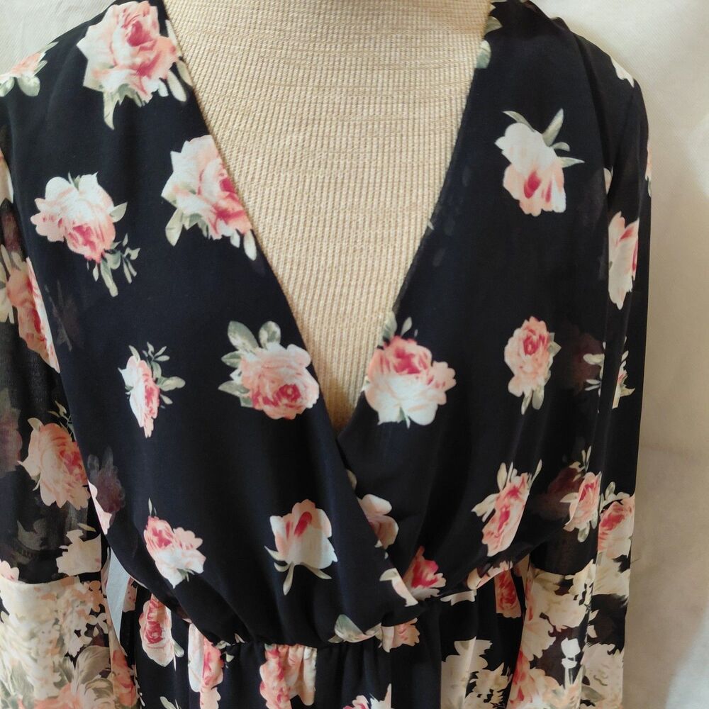 Coquette Shorts Jumpsuit Womens L Black Floral Bell Sleeve Surplice Neck